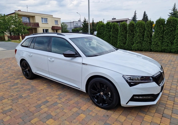 Skoda Superb cena 127900 przebieg: 26000, rok produkcji 2020 z Margonin małe 781